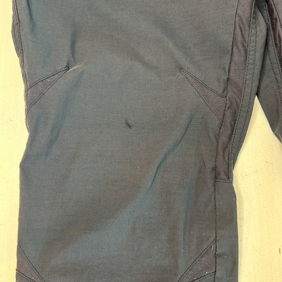 Men's KUHL Grey Utility Pants Size 38X32 - Picture 11 of 15